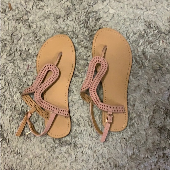Sandals - Picture 1 of 2